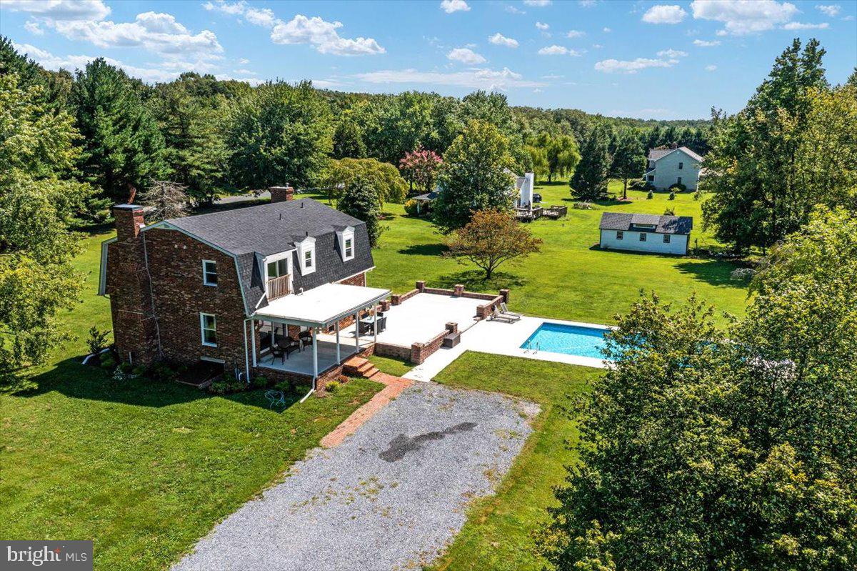 HUNTERS RIDGE - Residential