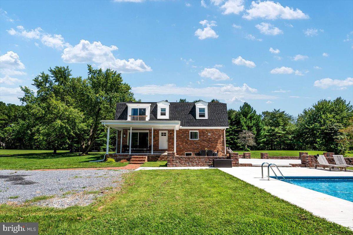 HUNTERS RIDGE - Residential