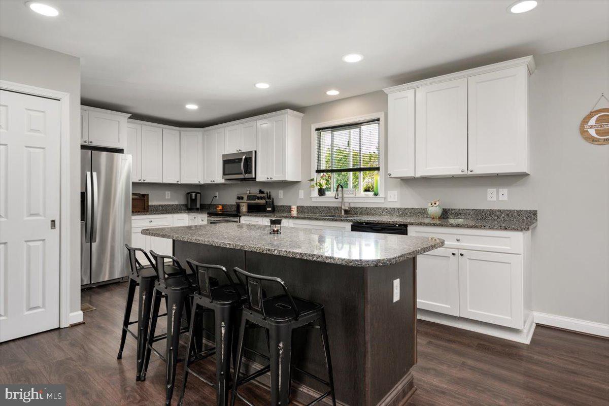 HUNTERS RIDGE - Residential