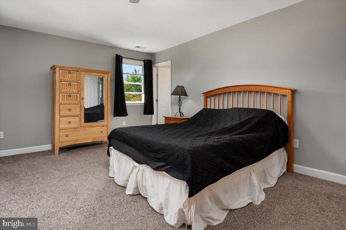 HUNTERS RIDGE - Residential