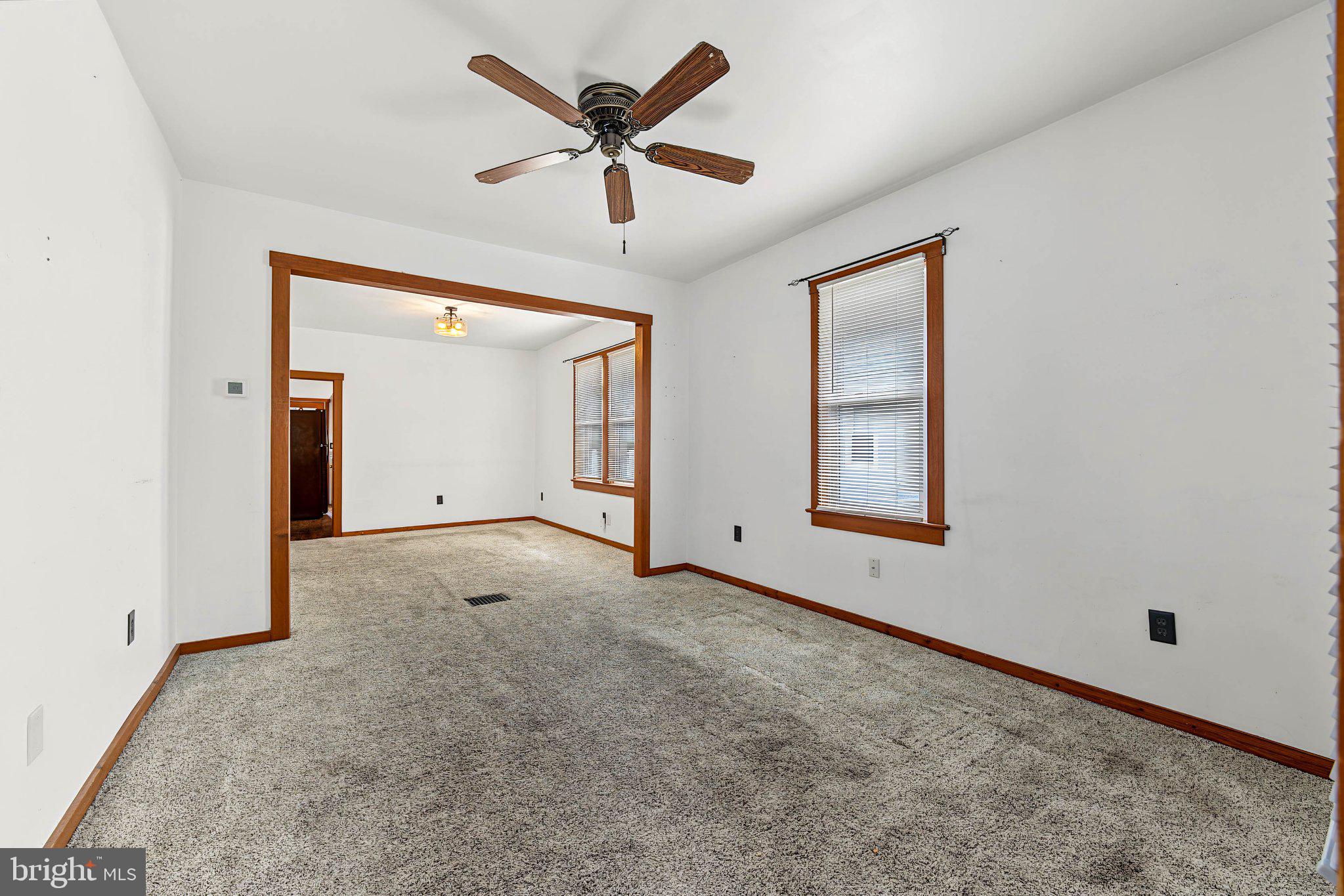 22 W NEVADA AVENUE