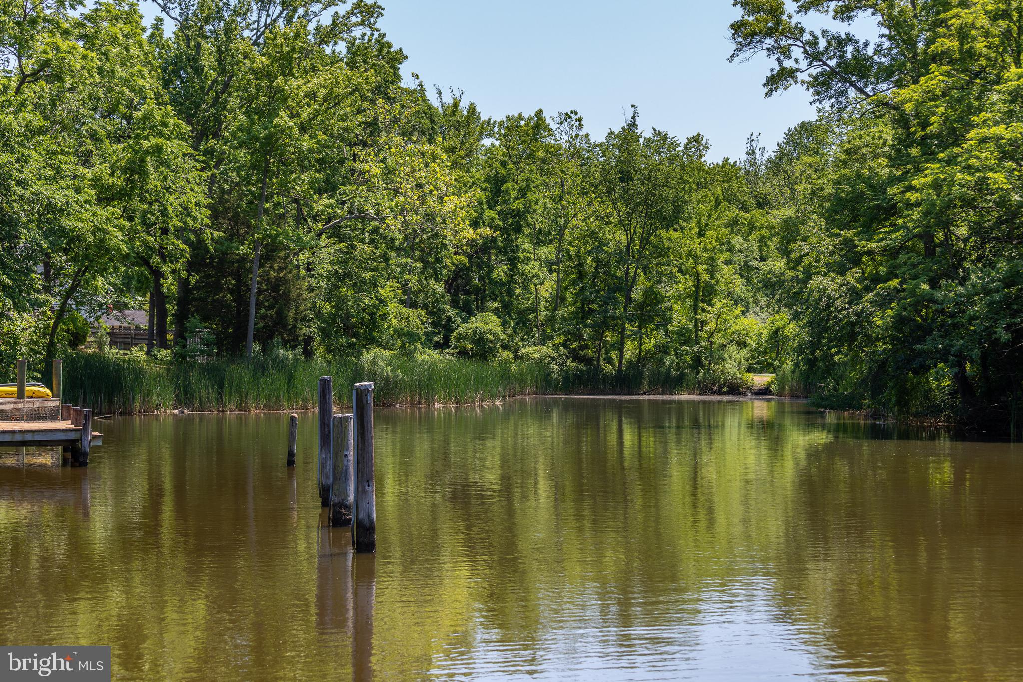 LOCH HAVEN BEACH - Residential