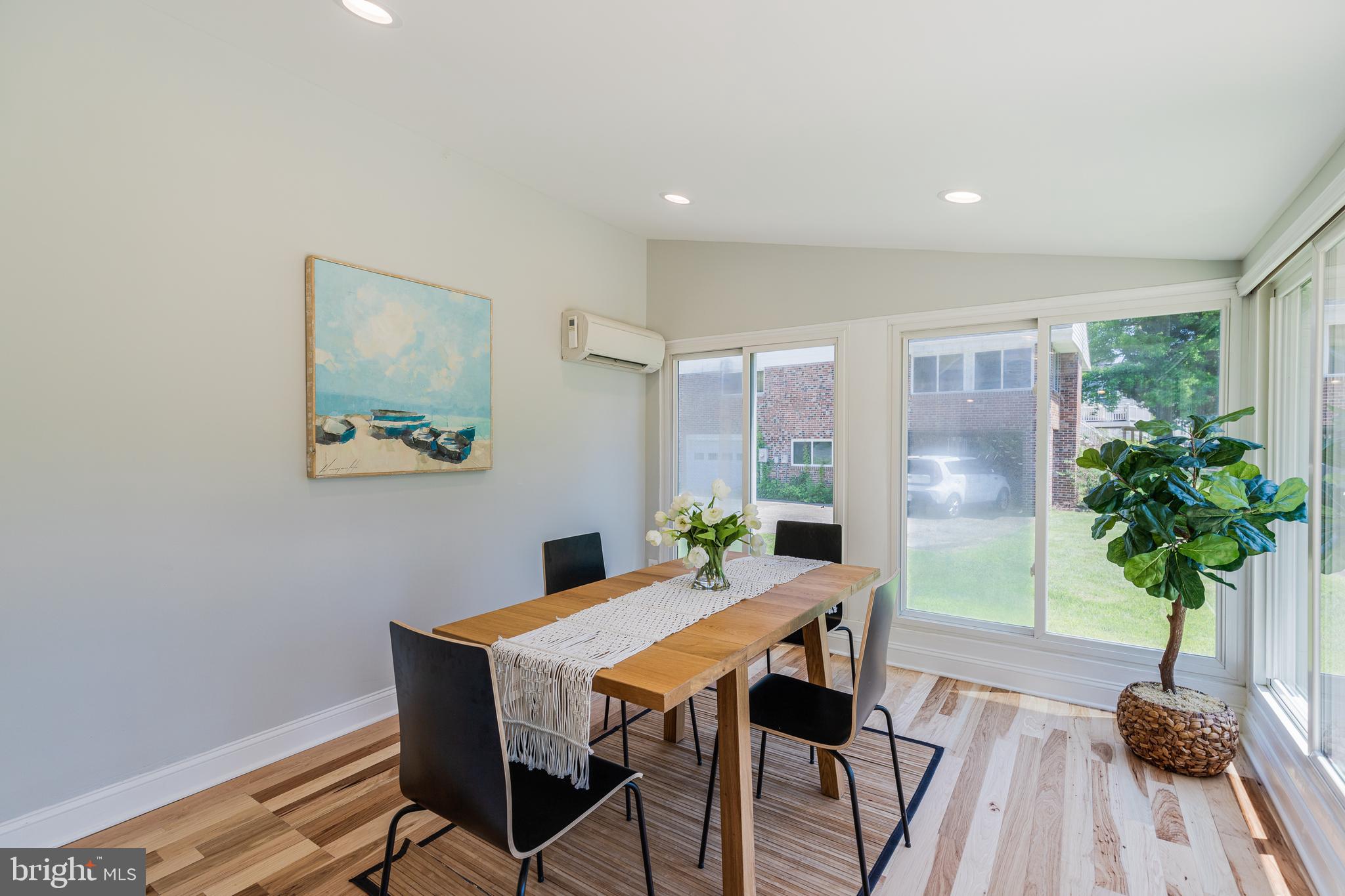 LOCH HAVEN BEACH - Residential