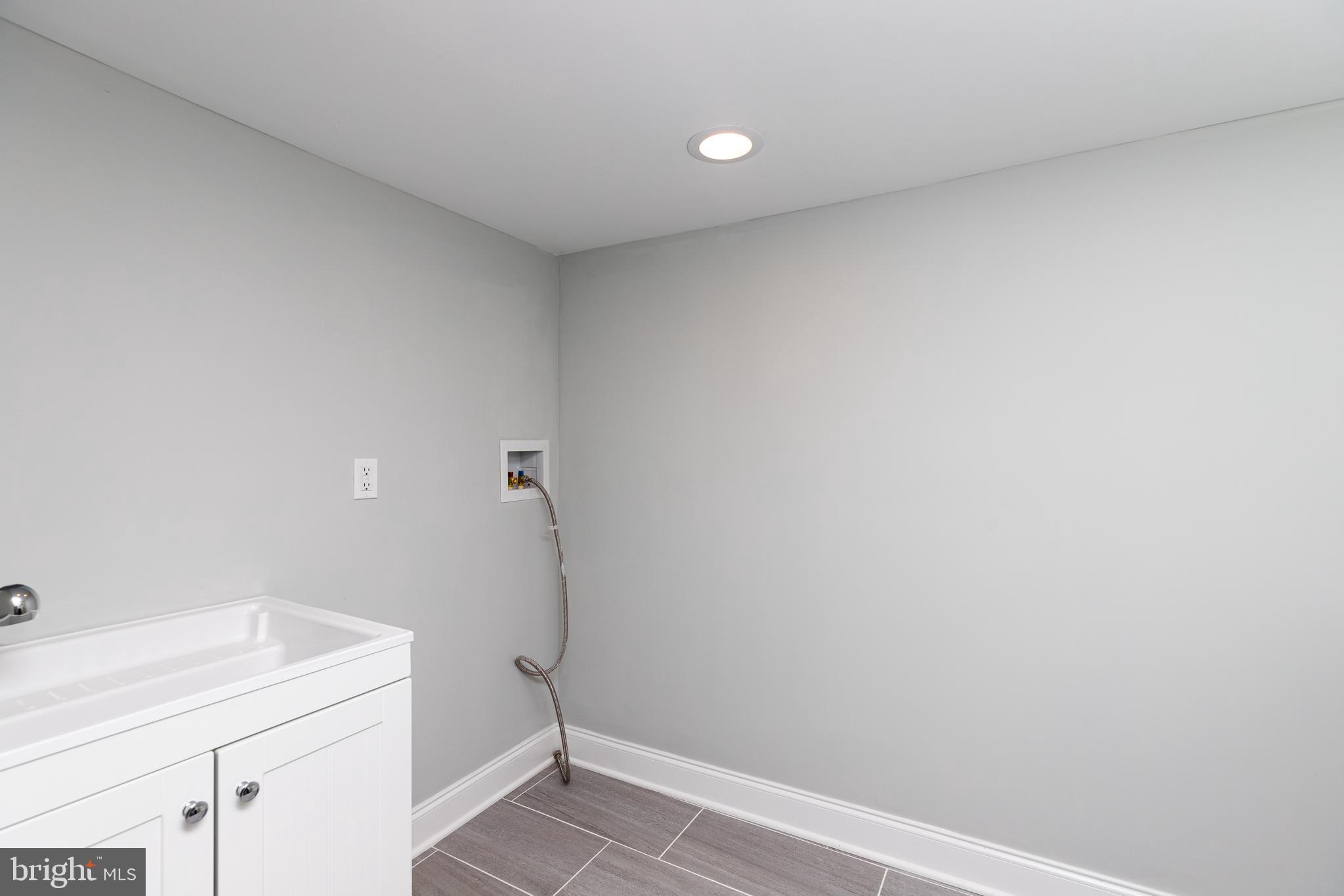 LOCH HAVEN BEACH - Residential