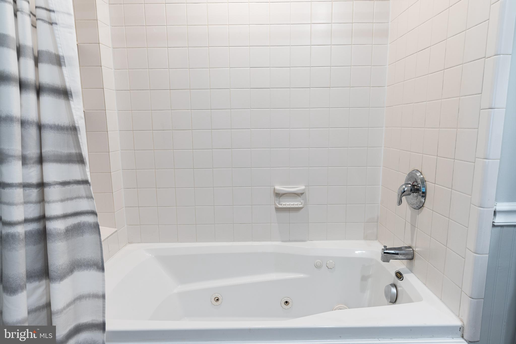 LOCH HAVEN BEACH - Residential