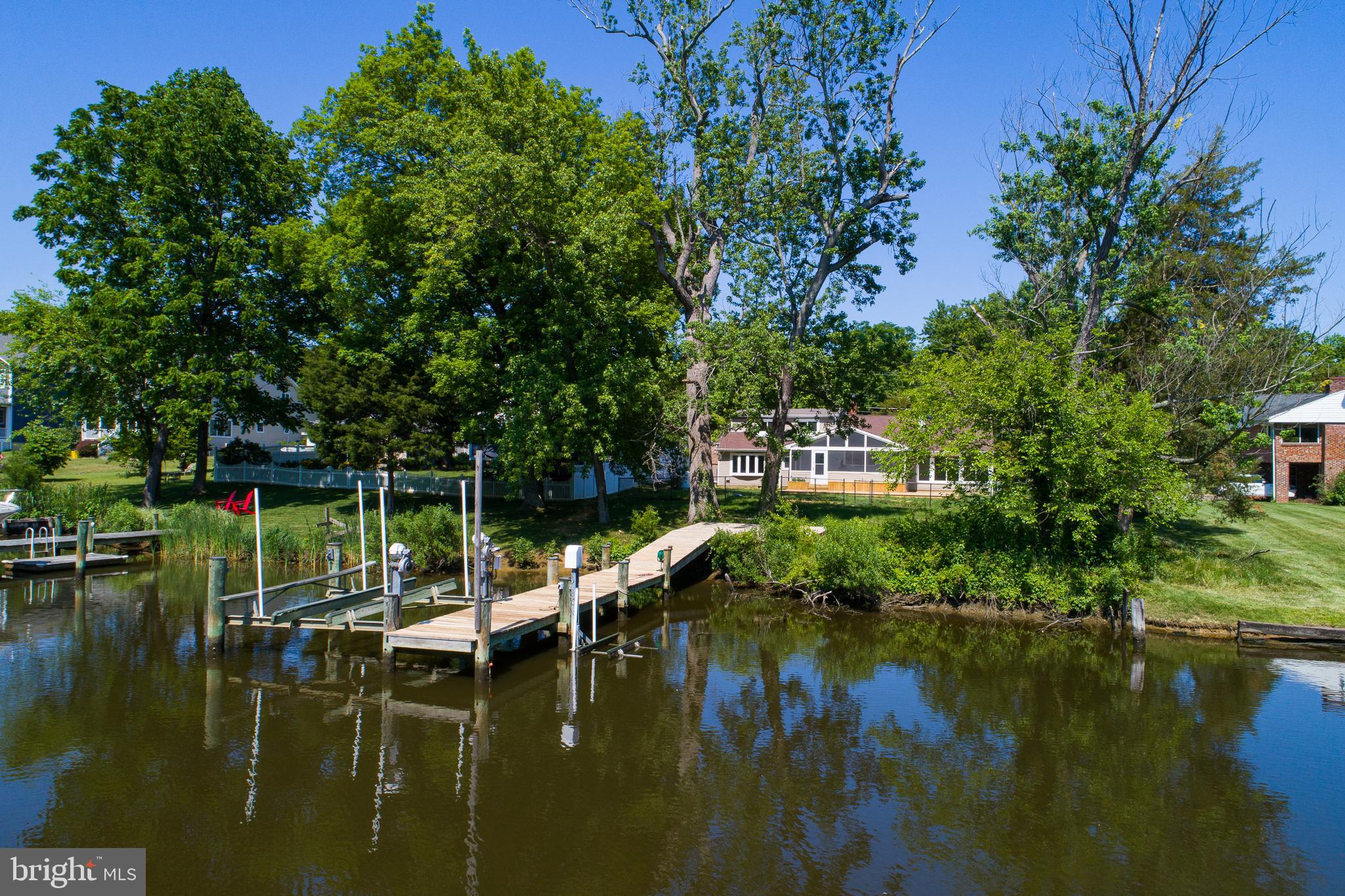 LOCH HAVEN BEACH - Residential