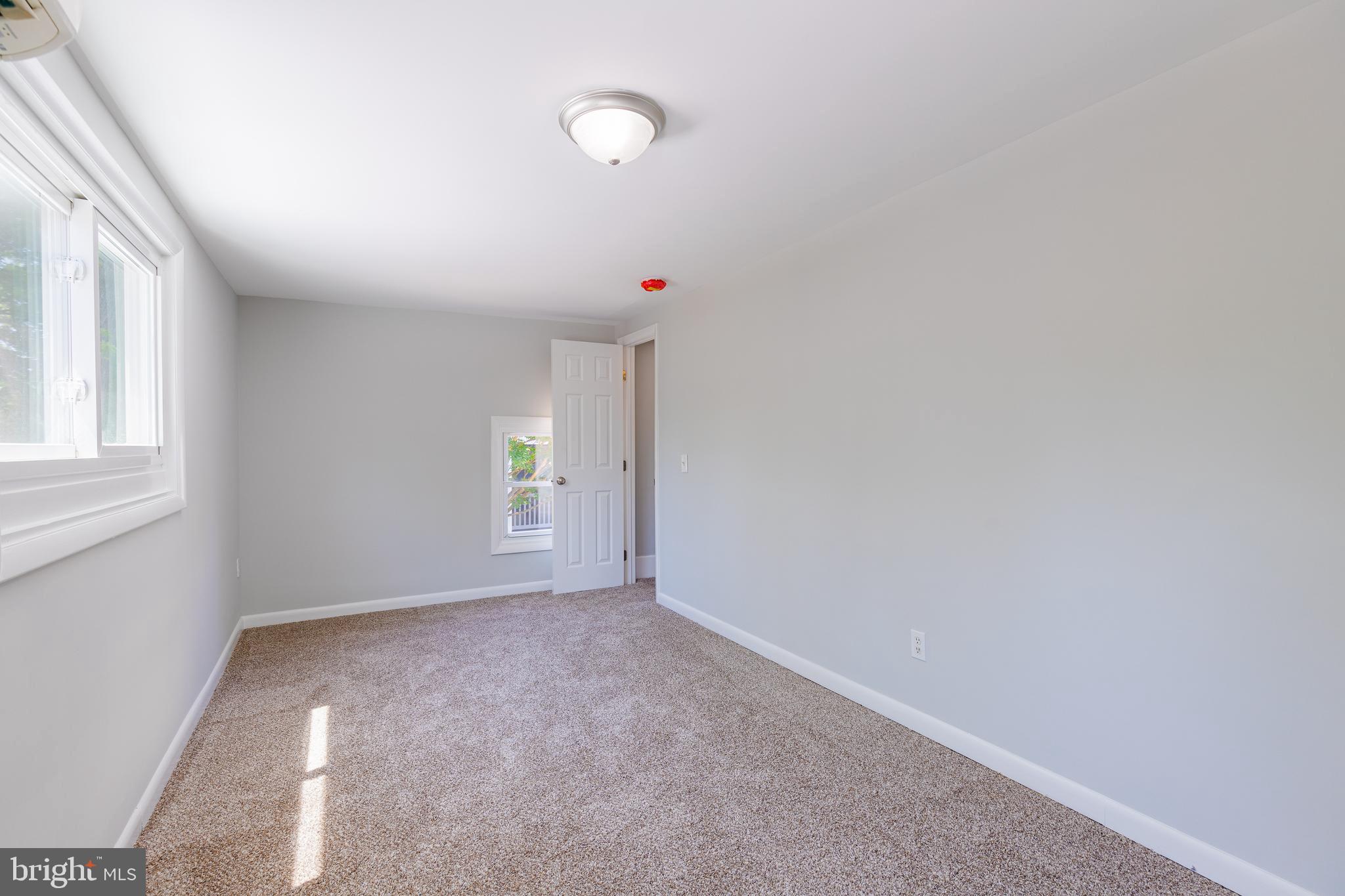 LOCH HAVEN BEACH - Residential