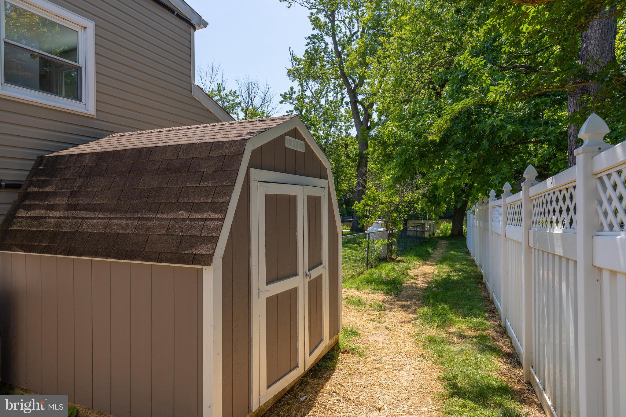 LOCH HAVEN BEACH - Residential