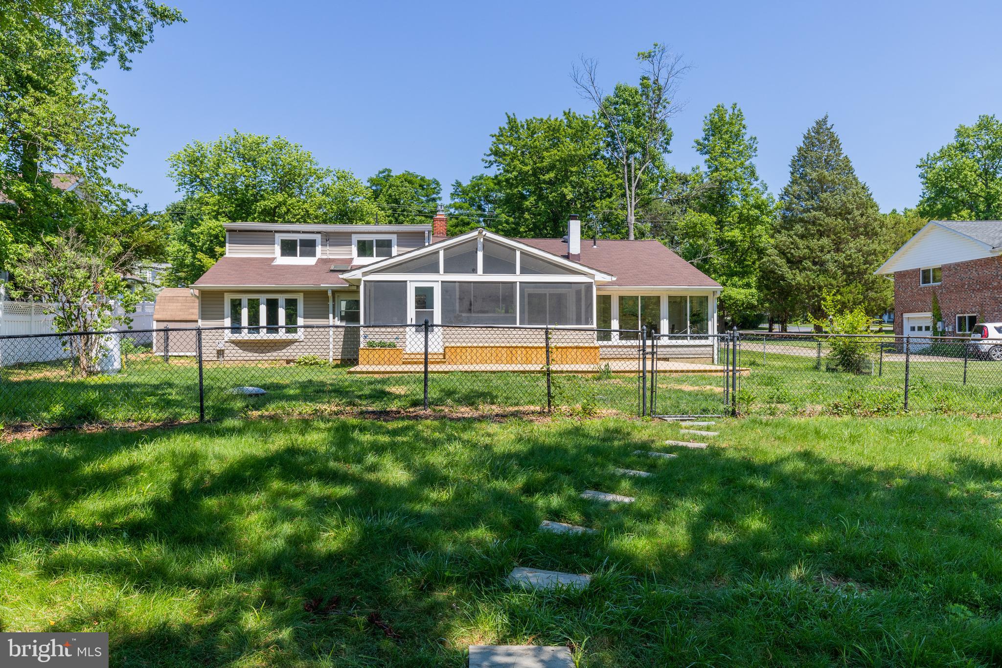 LOCH HAVEN BEACH - Residential