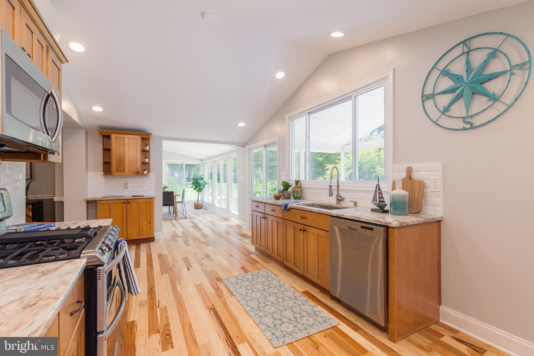 LOCH HAVEN BEACH - Residential