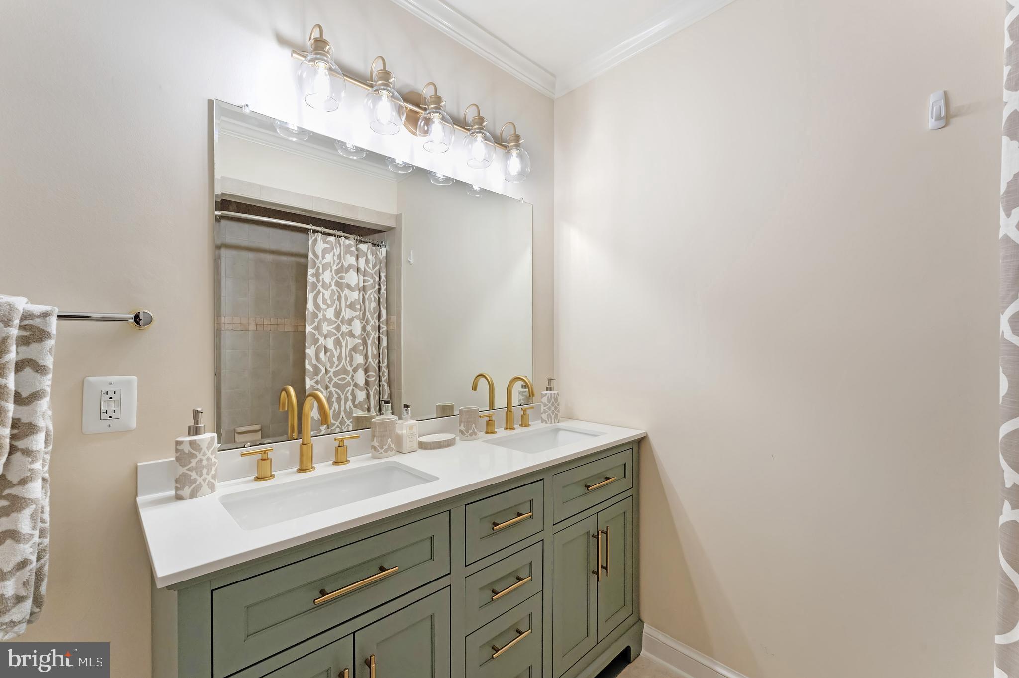 MERRYWOOD ON THE POTOMAC - Residential