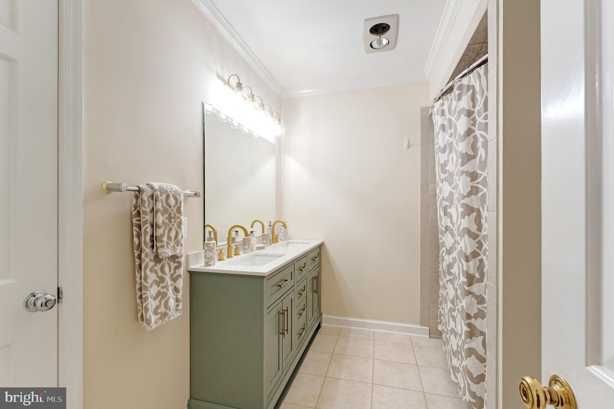 MERRYWOOD ON THE POTOMAC - Residential