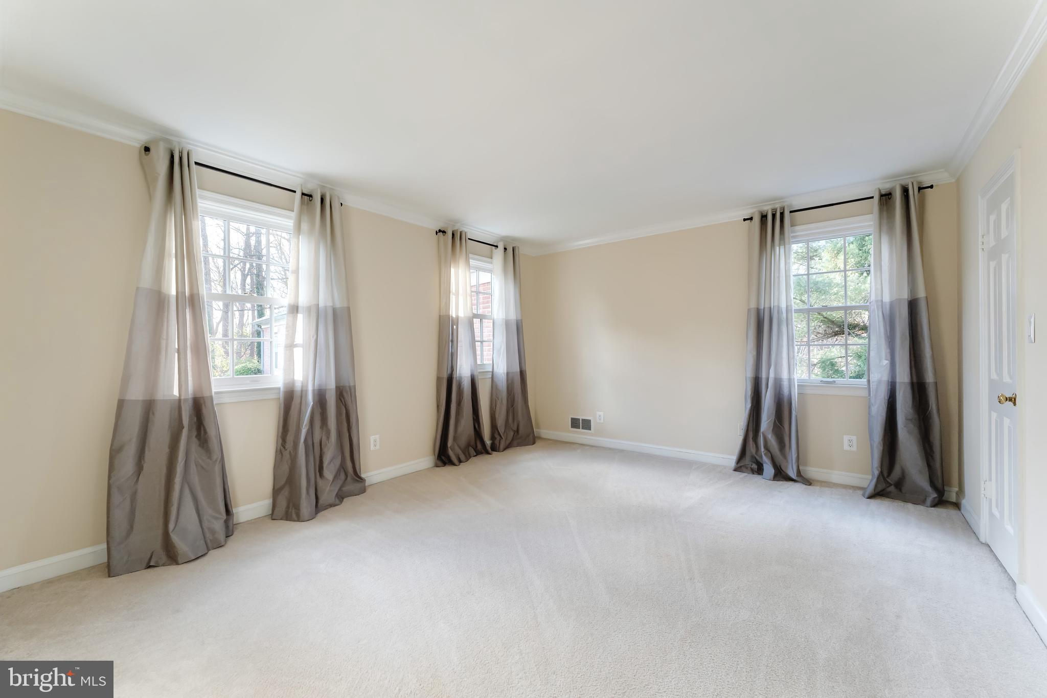 MERRYWOOD ON THE POTOMAC - Residential