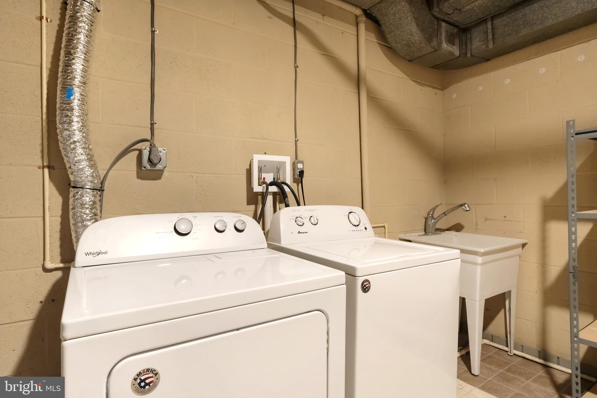 MERRYWOOD ON THE POTOMAC - Residential