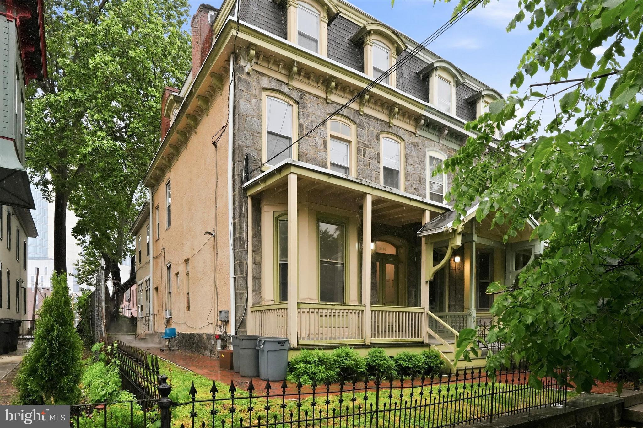 3410 RACE STREET