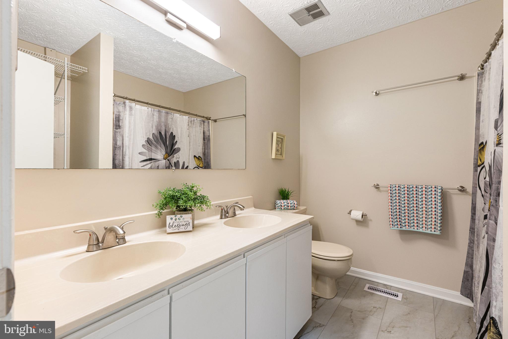 LANDING GLEN - Residential