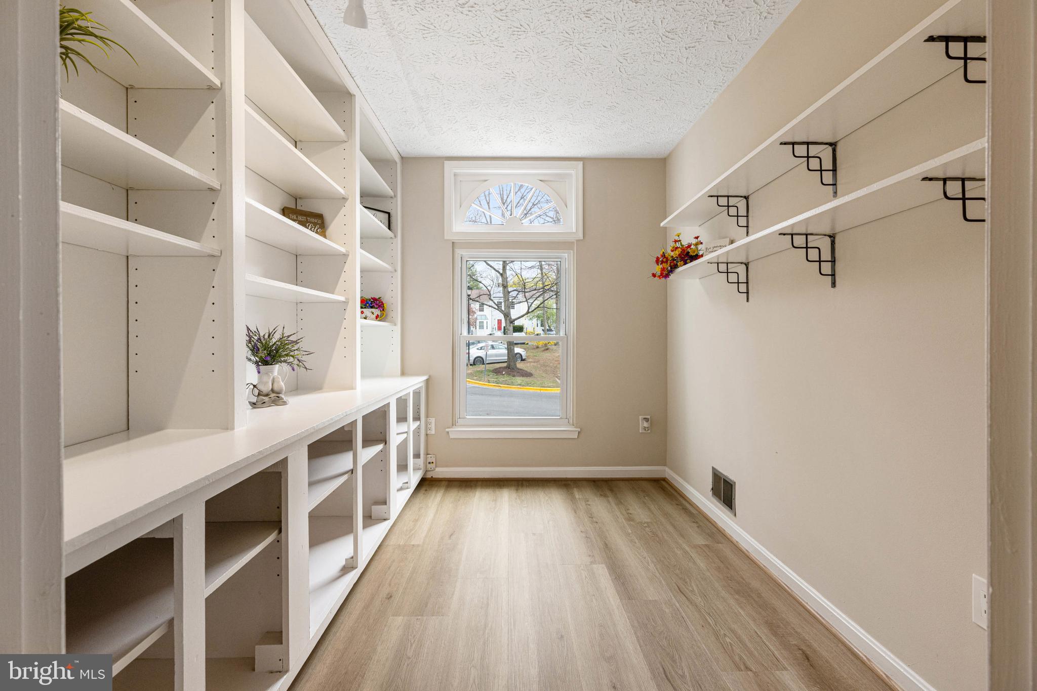 LANDING GLEN - Residential