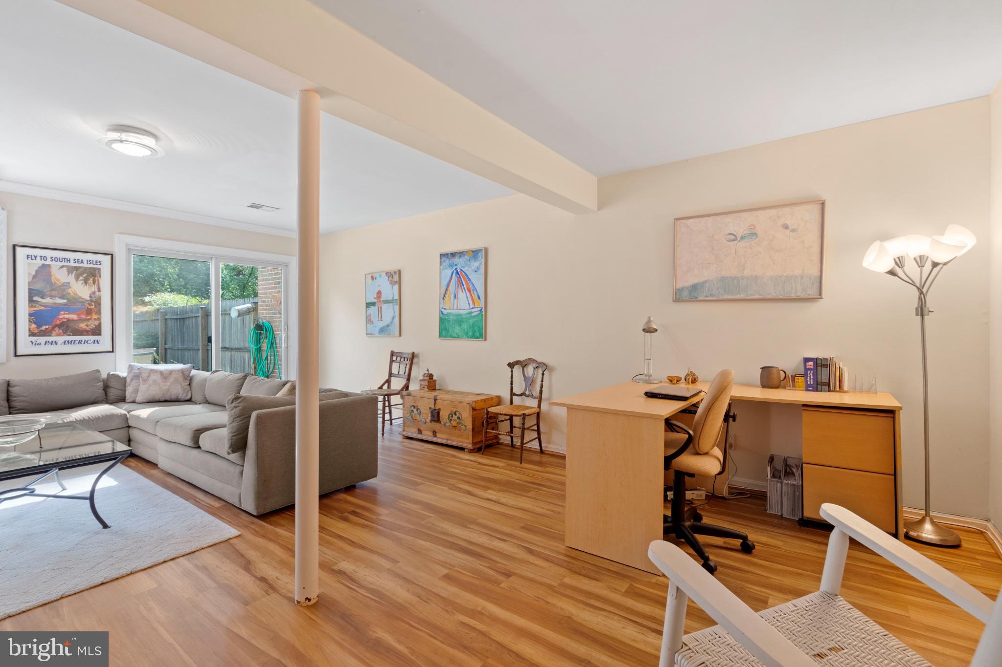 HAMLET PLACE - Residential