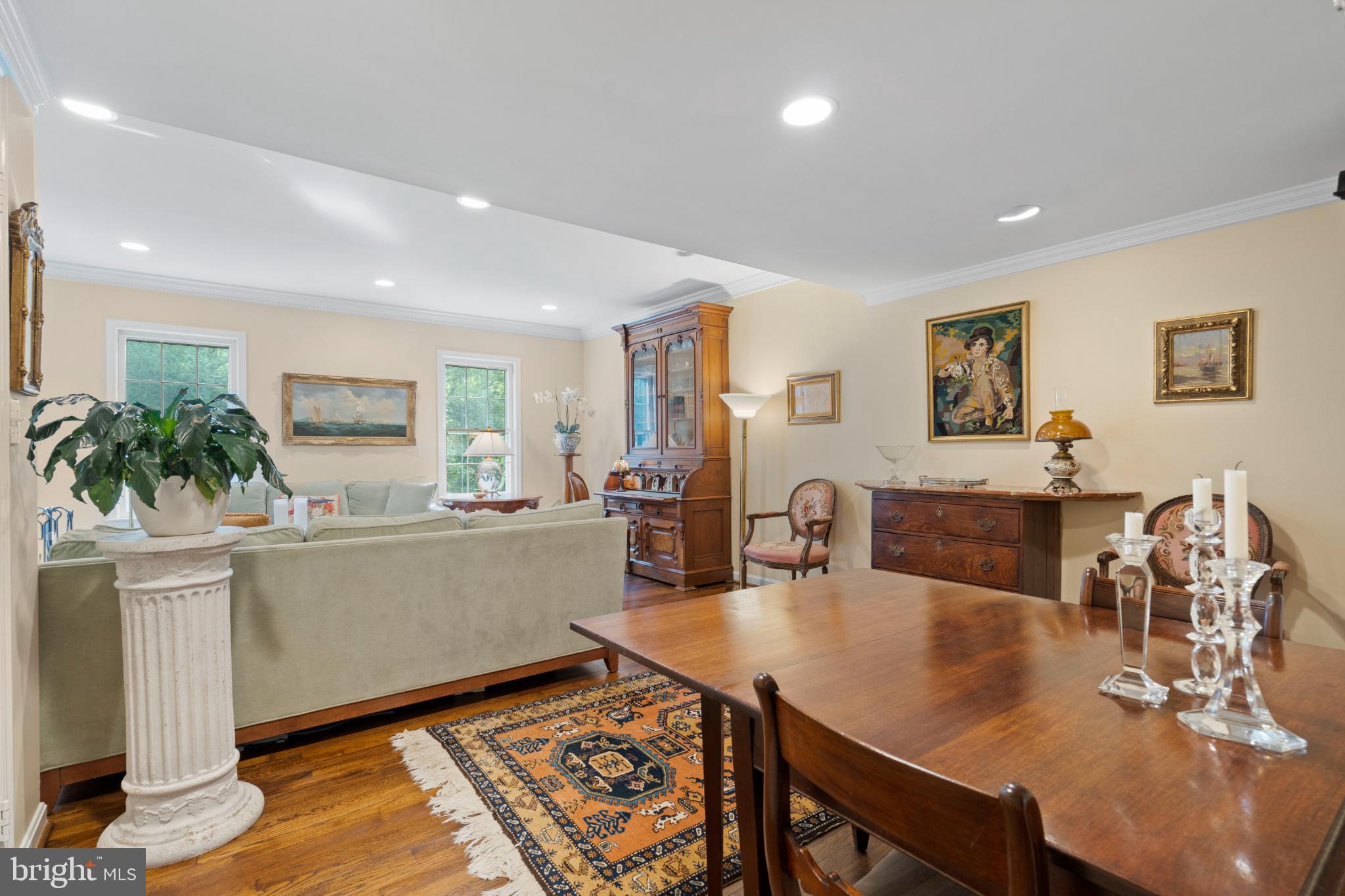 HAMLET PLACE - Residential