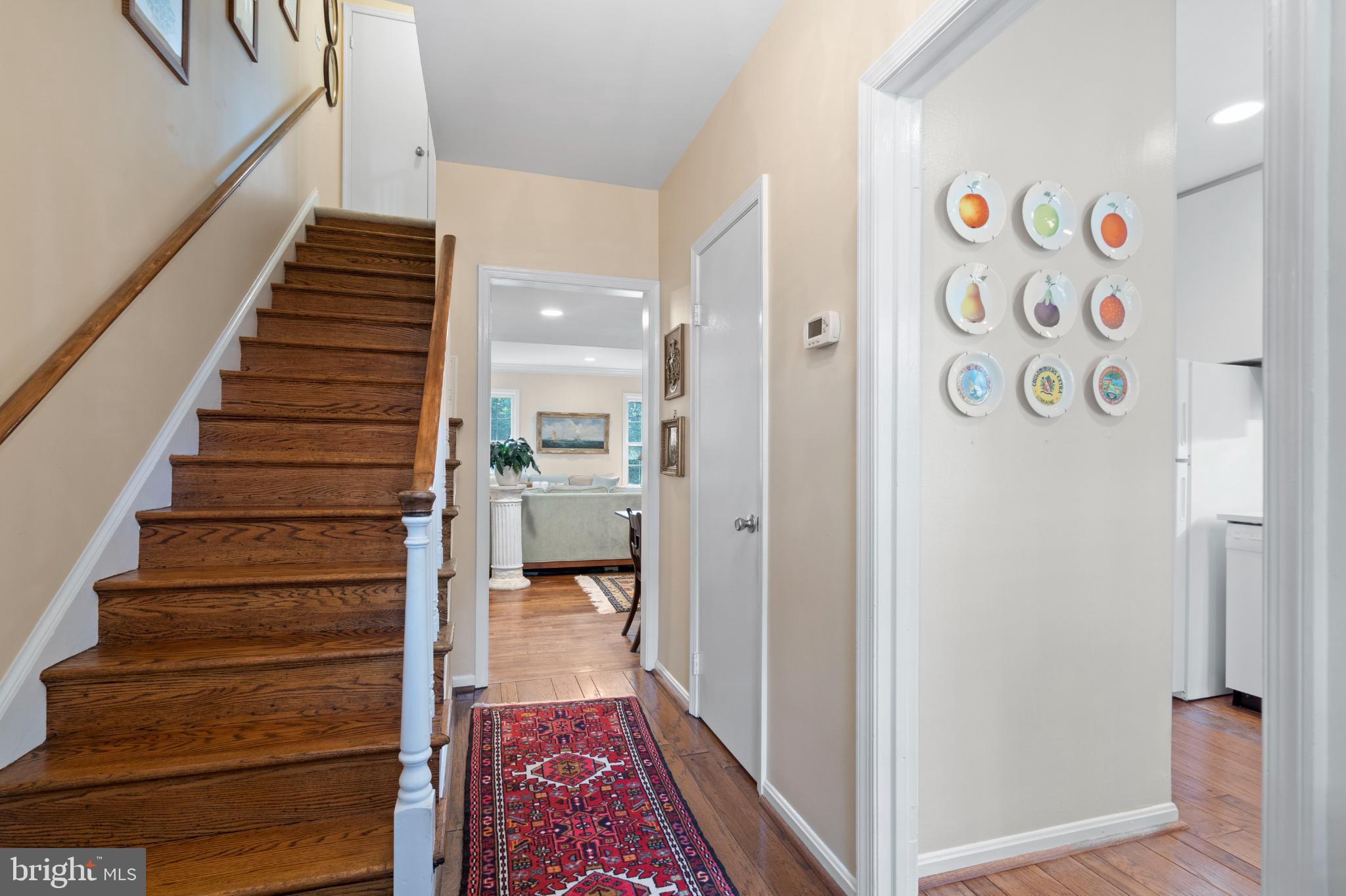 HAMLET PLACE - Residential