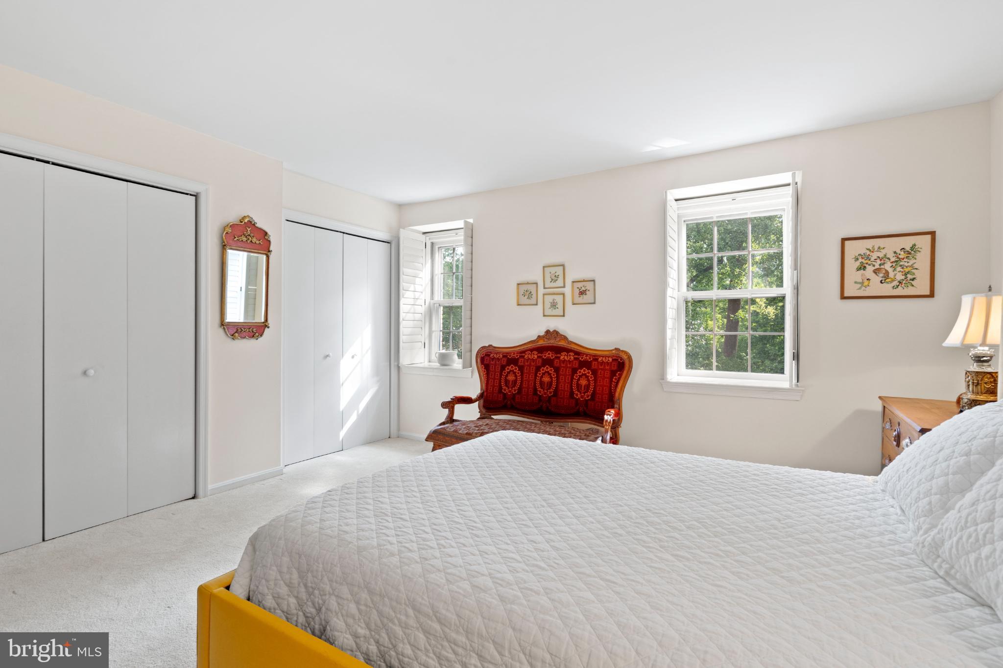 HAMLET PLACE - Residential