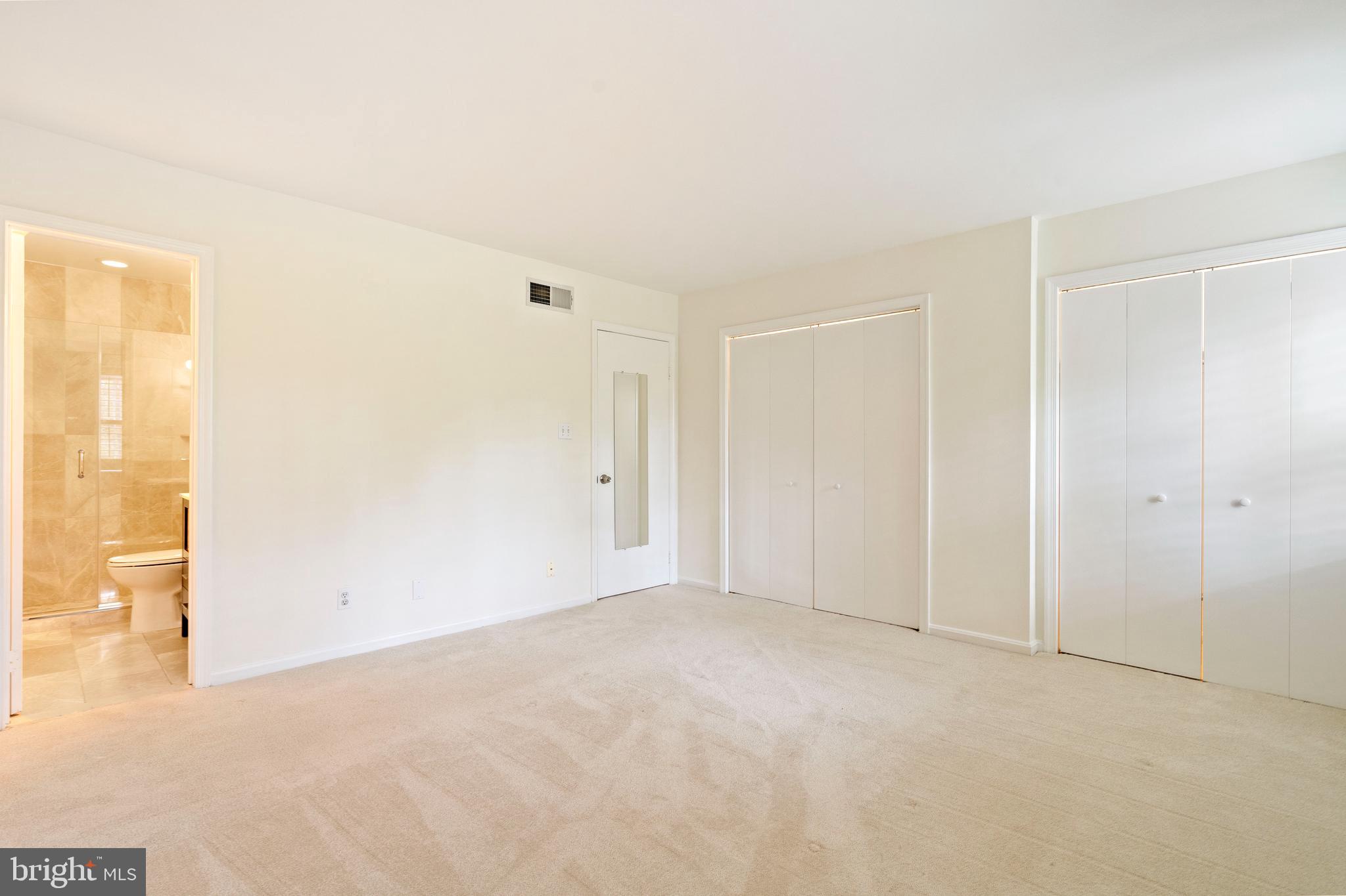 HAMLET PLACE - Residential