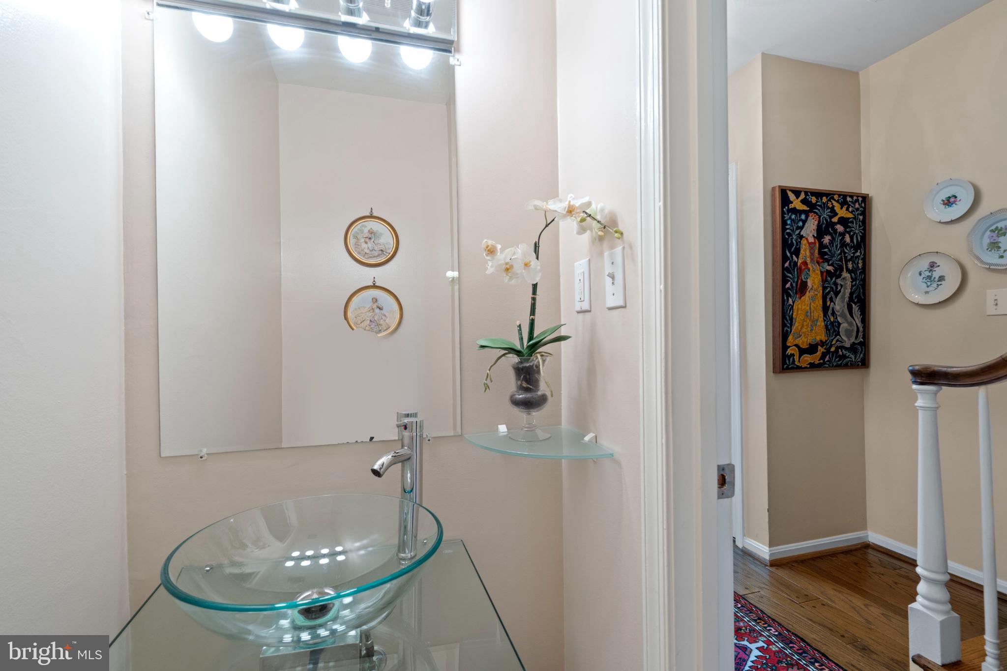 HAMLET PLACE - Residential