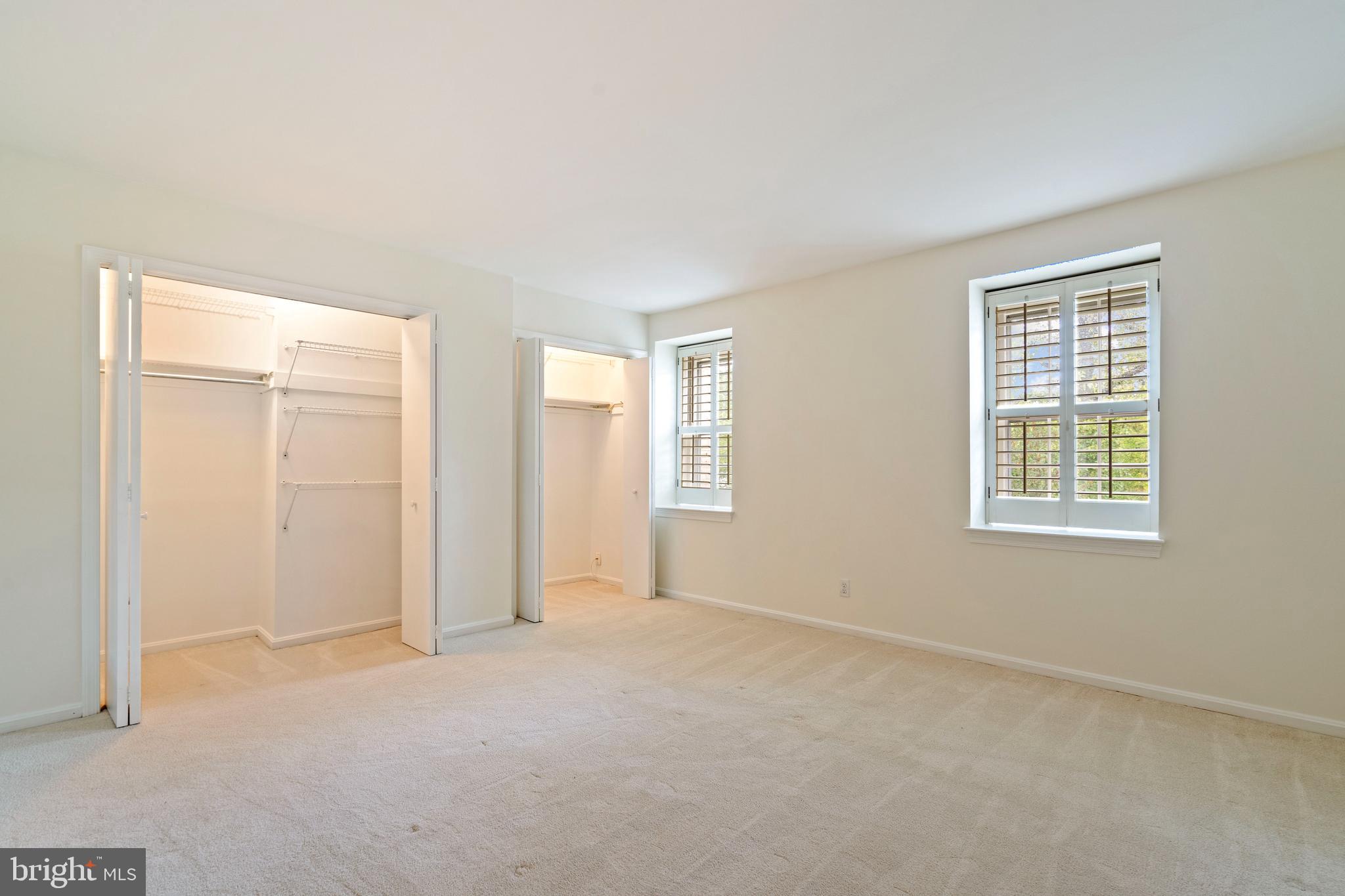 HAMLET PLACE - Residential