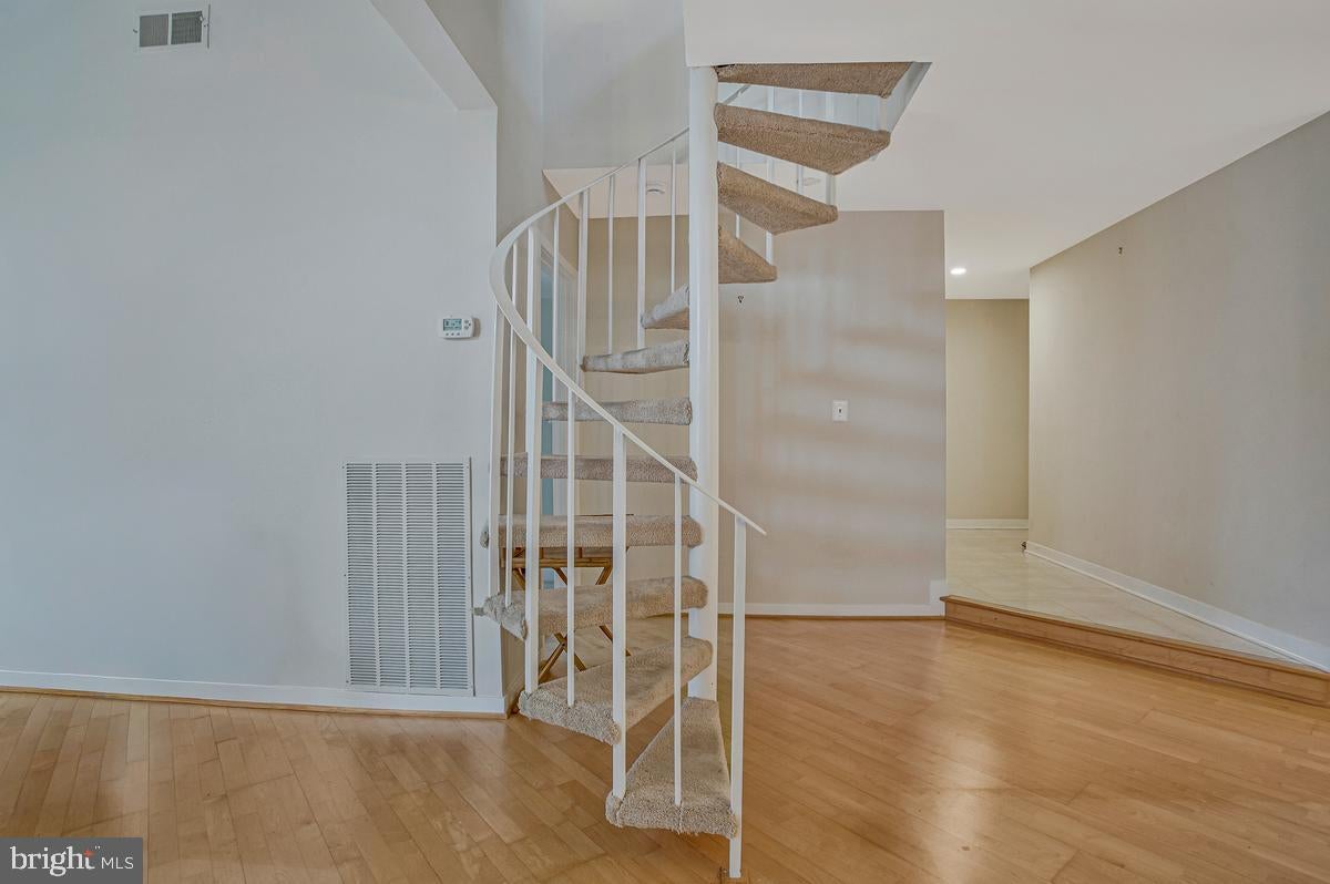 7048 HARBOUR VILLAGE COURT 202