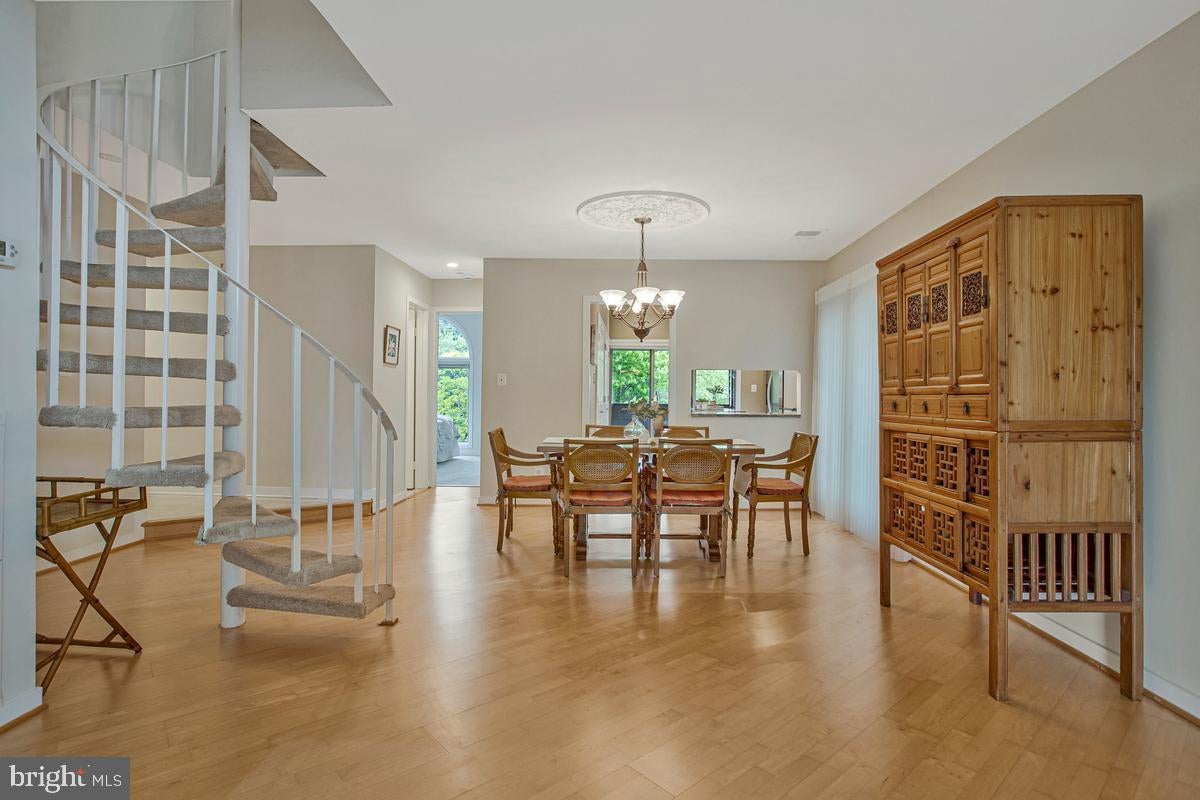 7048 HARBOUR VILLAGE COURT 202
