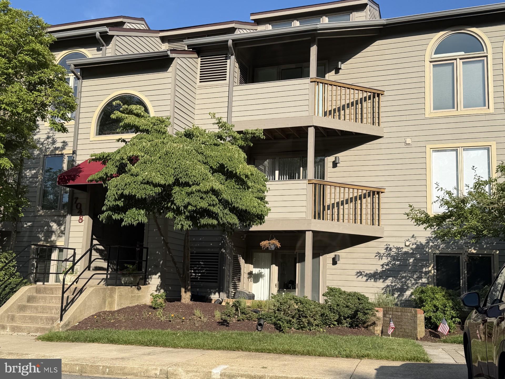 7048 HARBOUR VILLAGE COURT 202