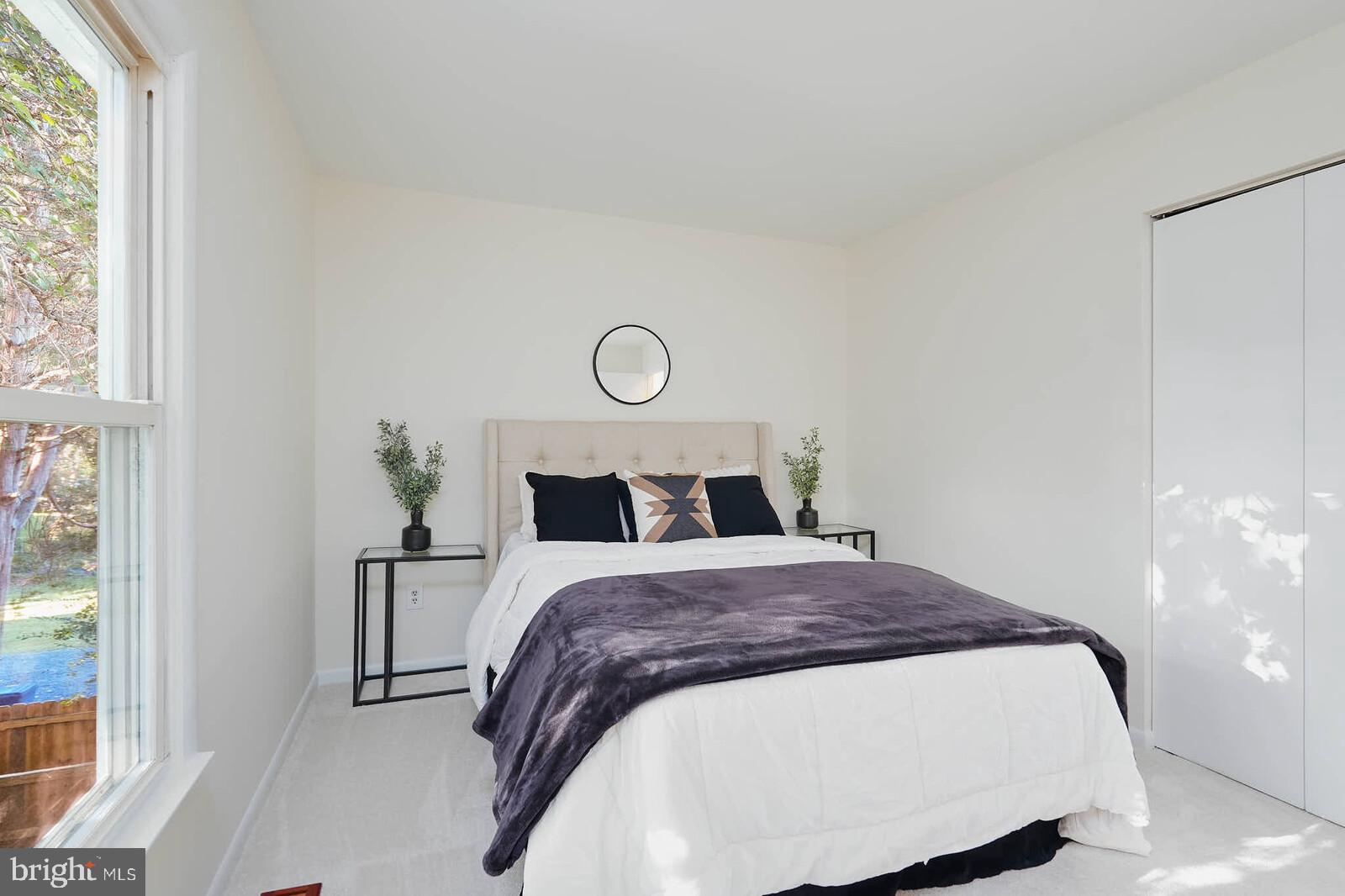 WARRENTON LAKES - Residential