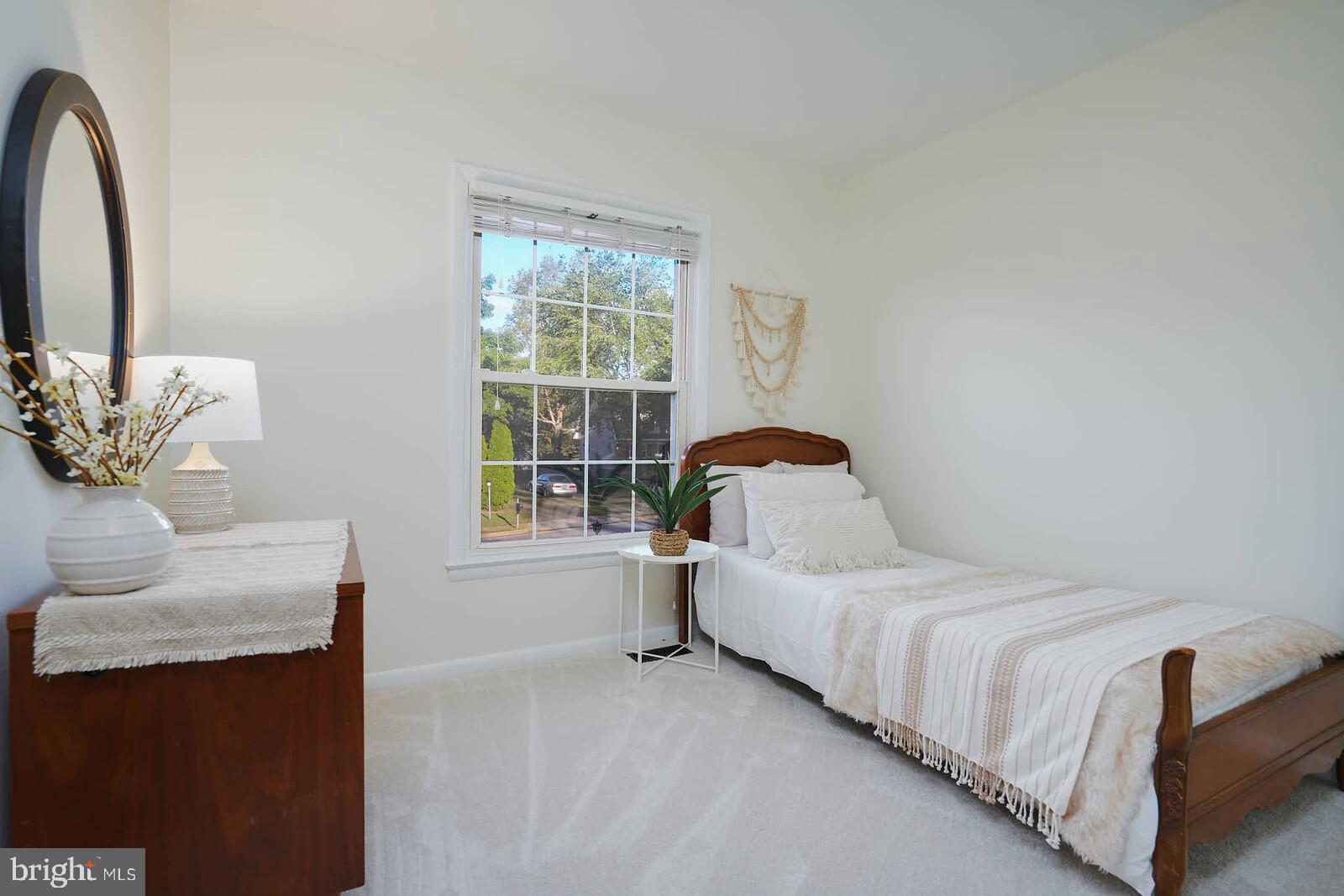 WARRENTON LAKES - Residential