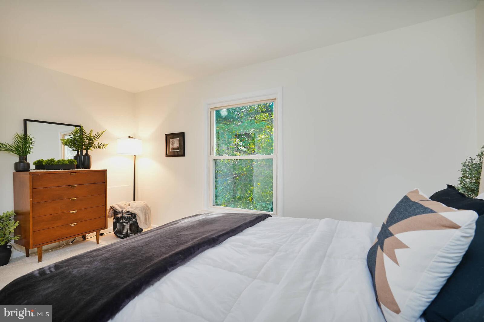 WARRENTON LAKES - Residential