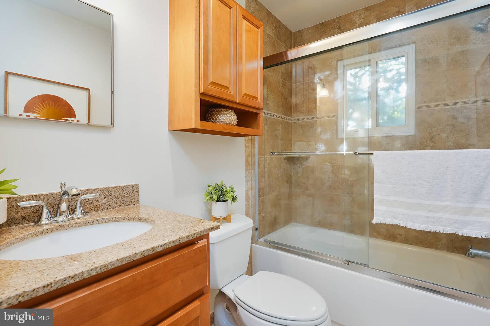 WARRENTON LAKES - Residential