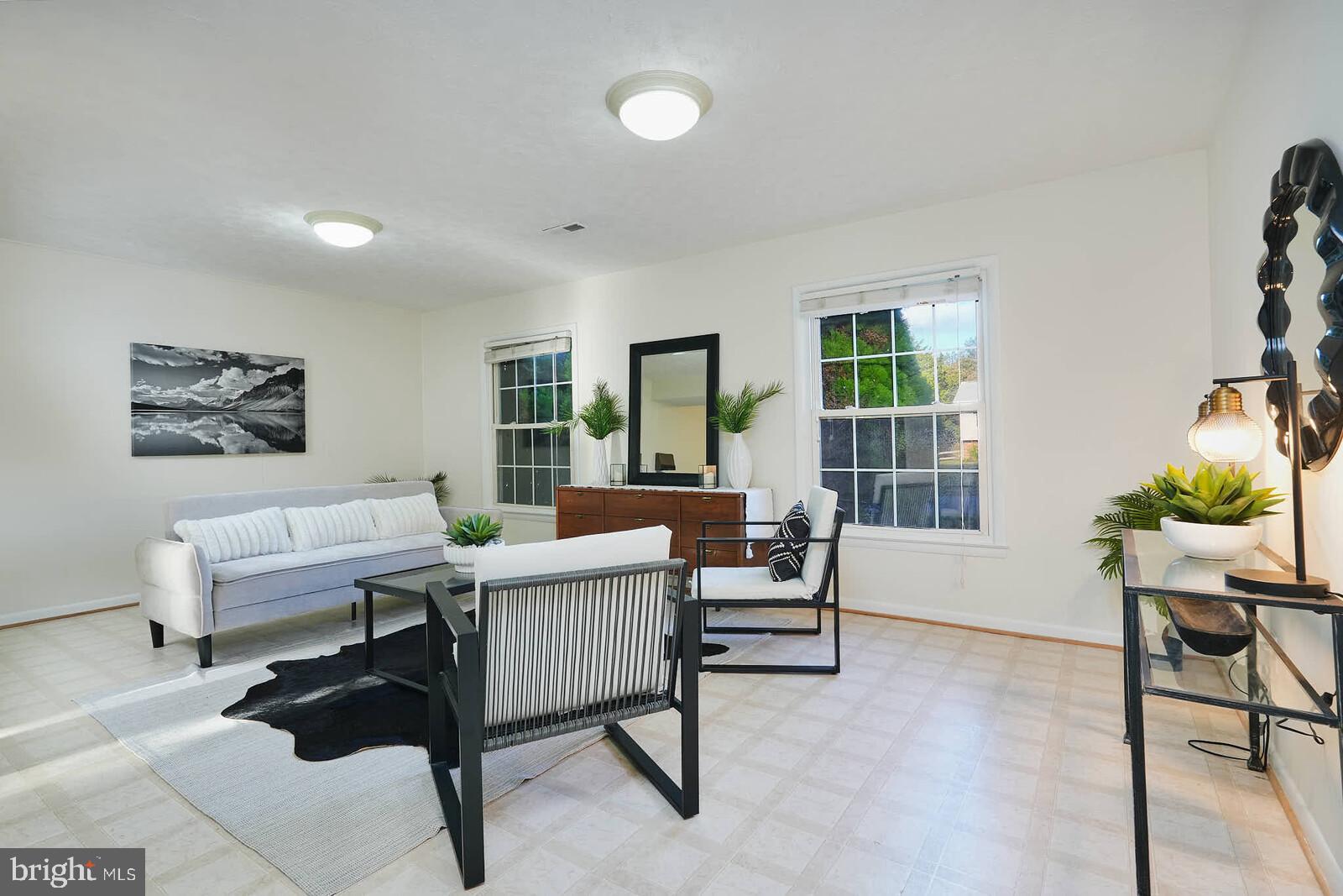 WARRENTON LAKES - Residential