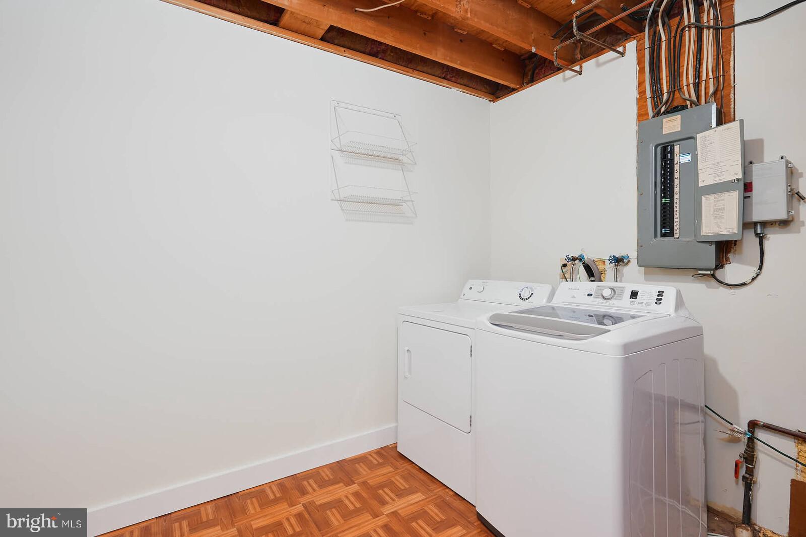 WARRENTON LAKES - Residential