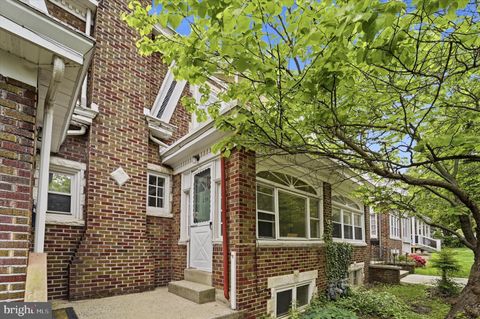 Townhouse For Sale - 230 1st Avenue<br/> PHOENIXVILLE, PA 19460