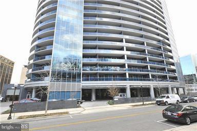 ROSSLYN - Residential Lease