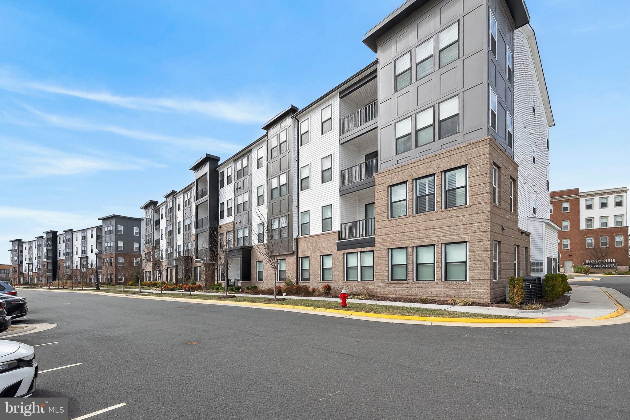 BIRCHWOOD AT BRAMBLETON - Residential