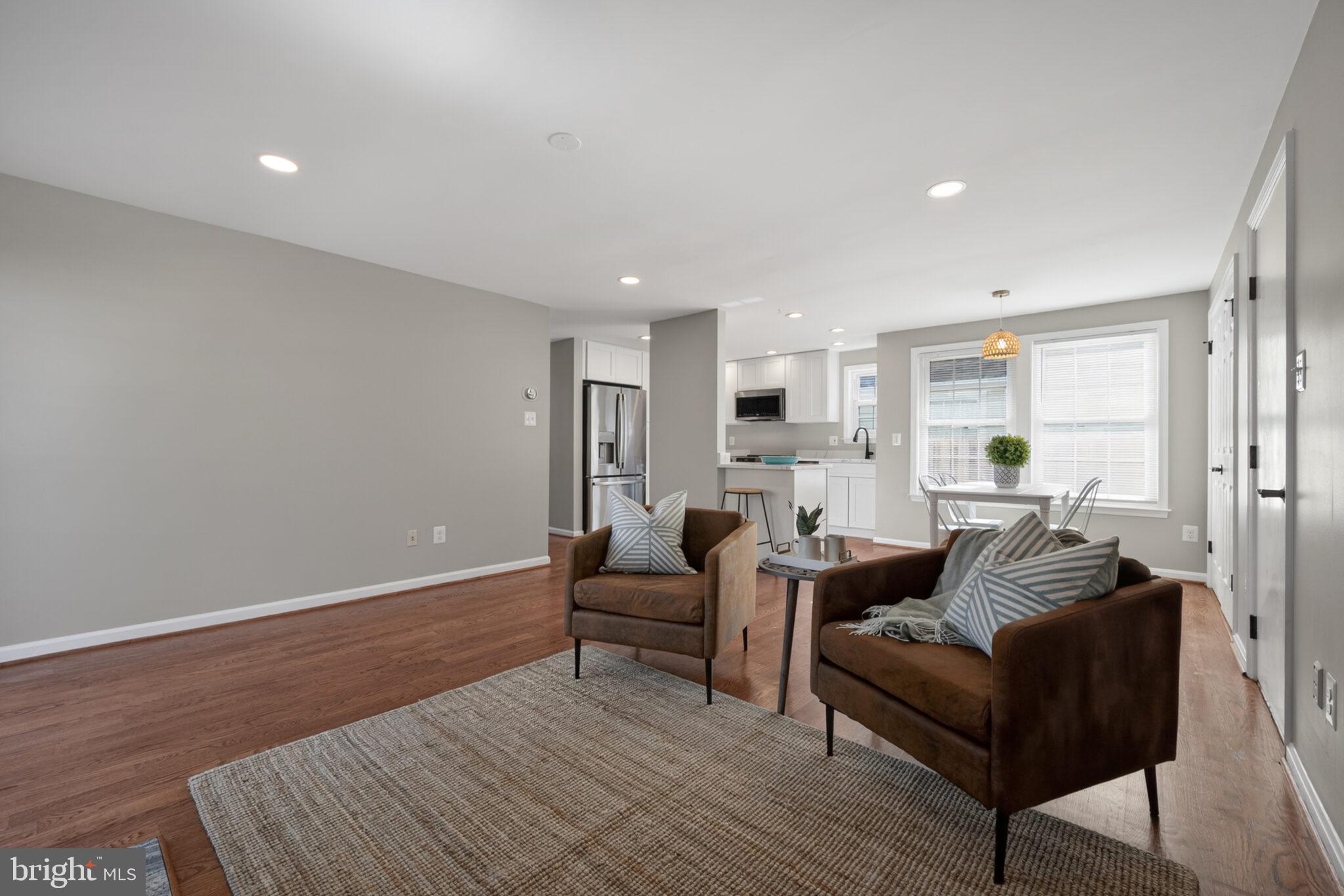 7501 CROSS GATE LANE