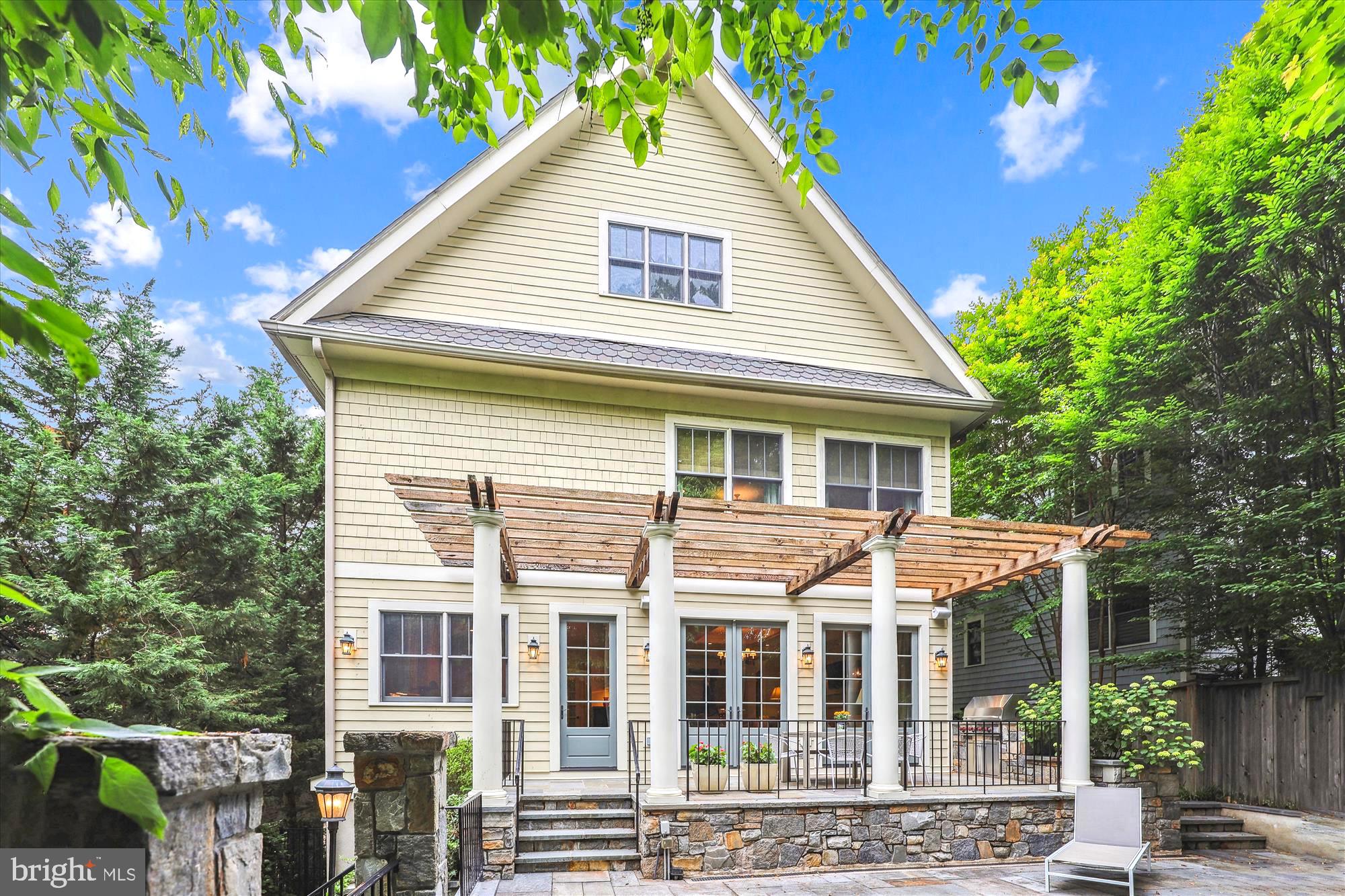 BERKLEY - Residential