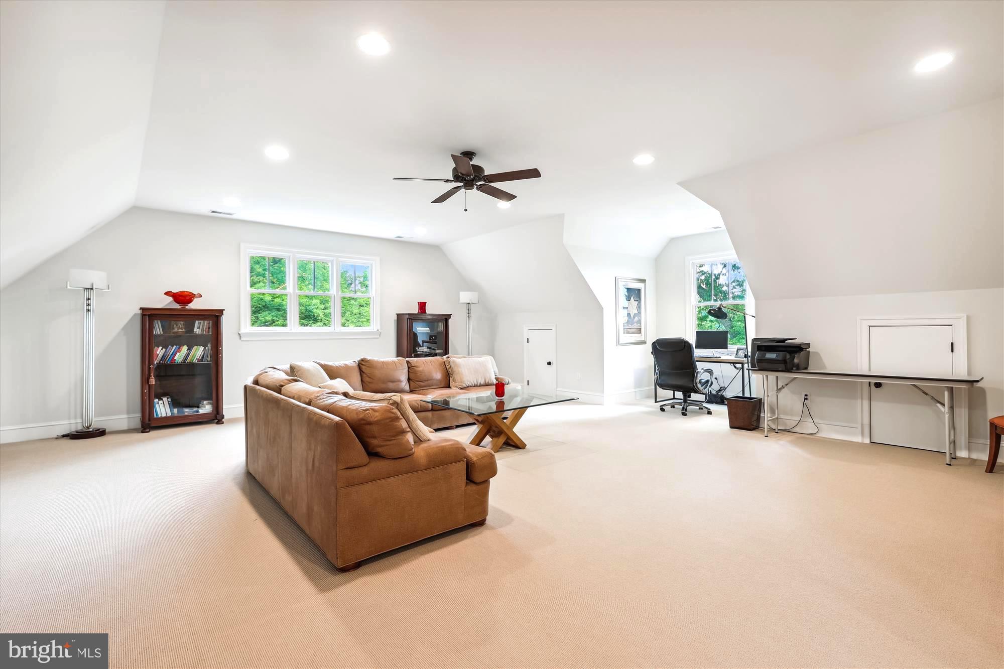 BERKLEY - Residential