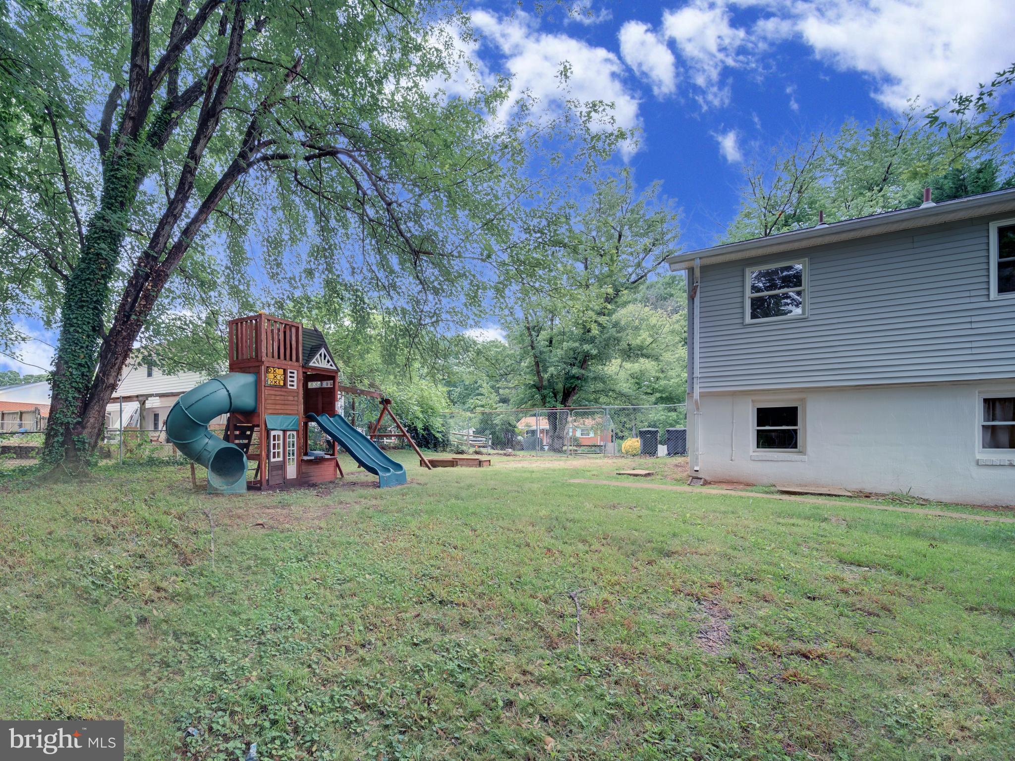 DALE CITY - Residential