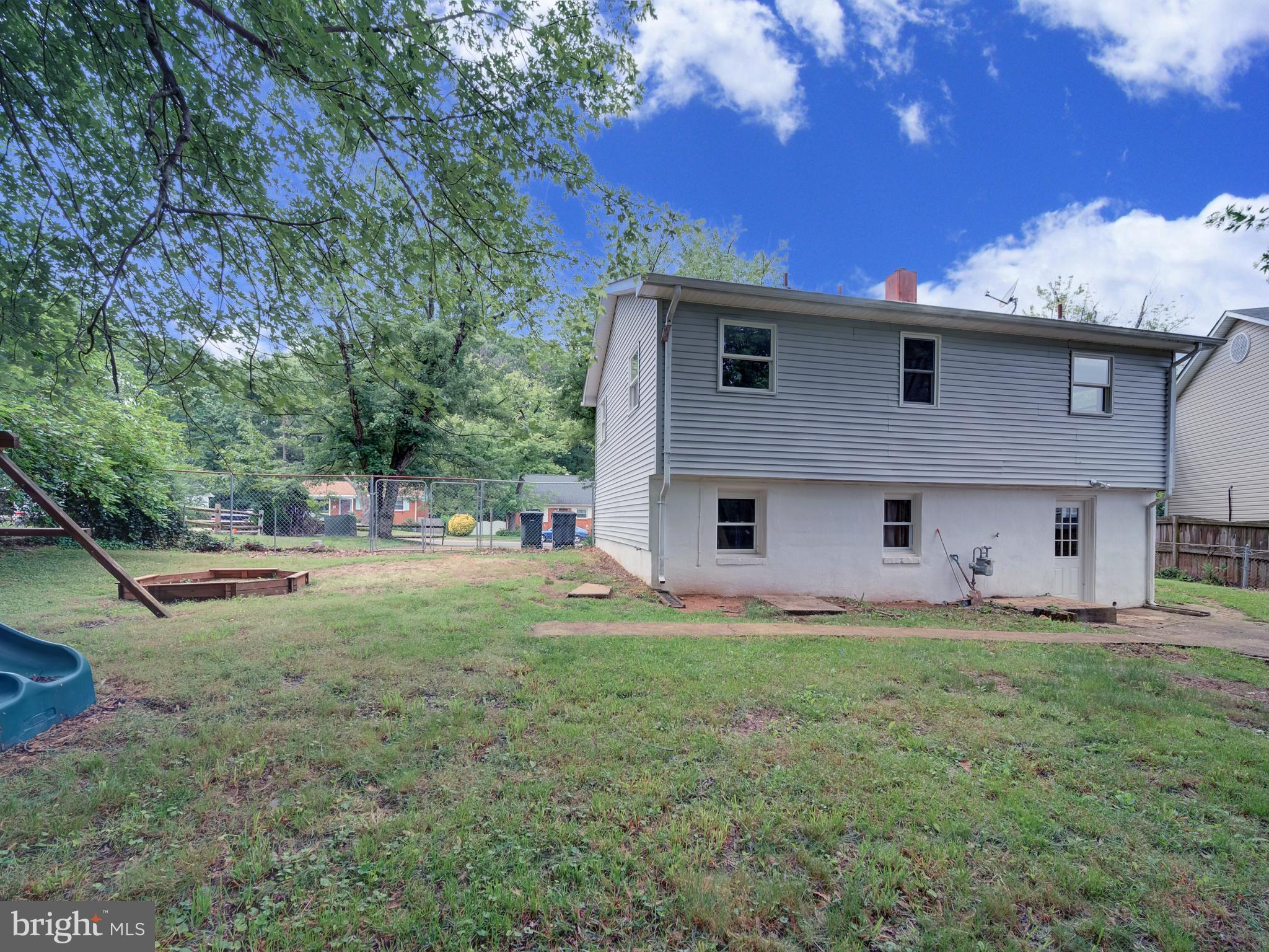 DALE CITY - Residential