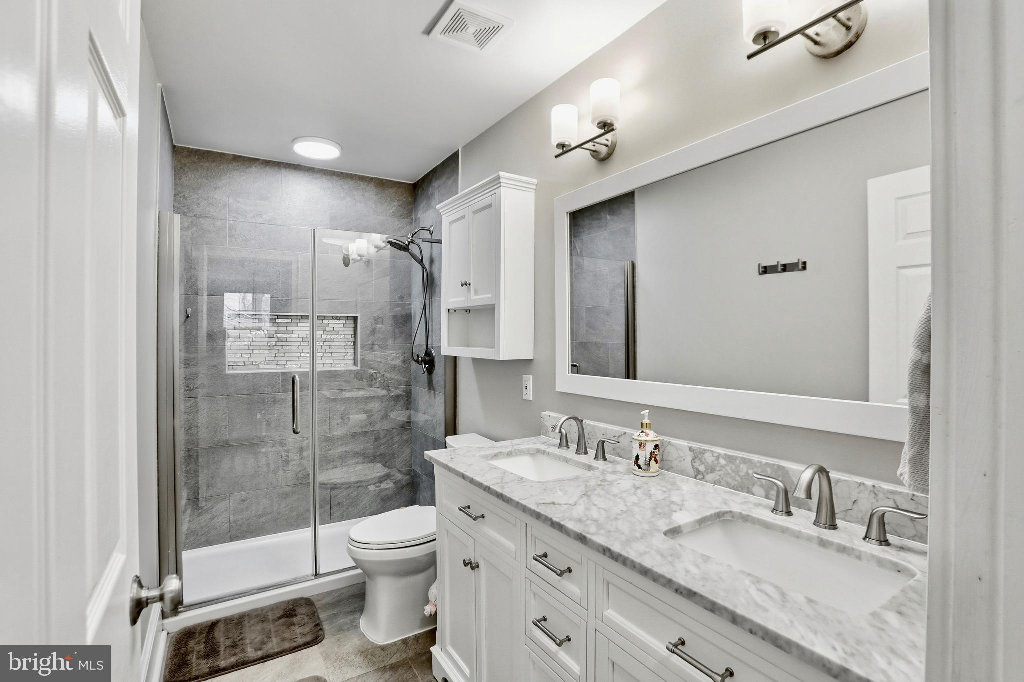 VILLAGES OF PURCELLVILLE - Residential