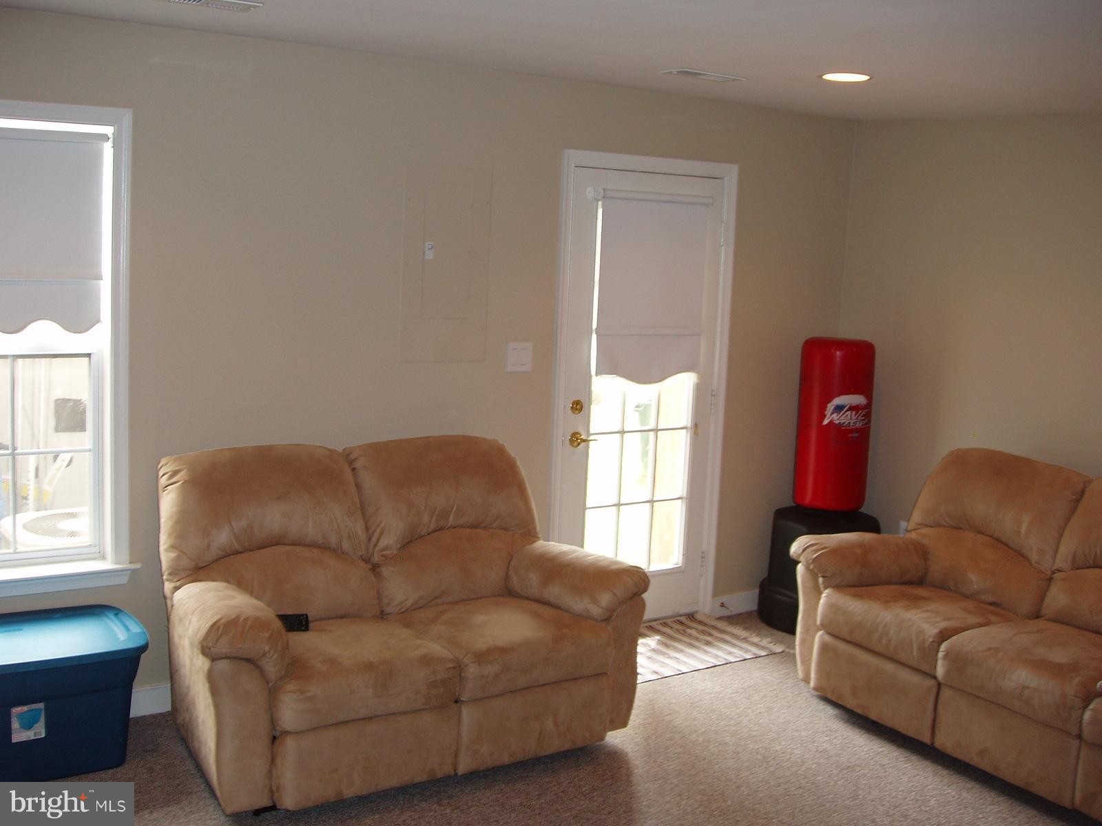 DALE CITY - Residential Lease