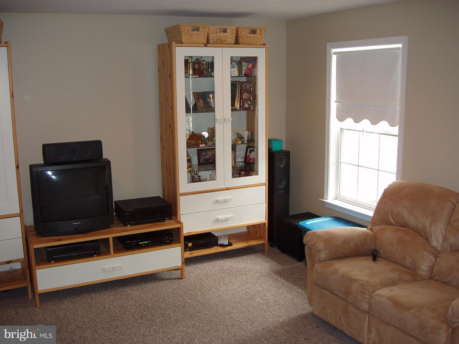 DALE CITY - Residential Lease