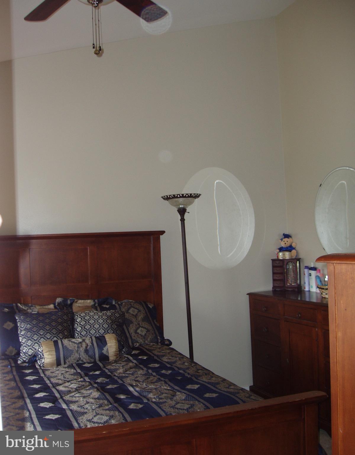 DALE CITY - Residential Lease