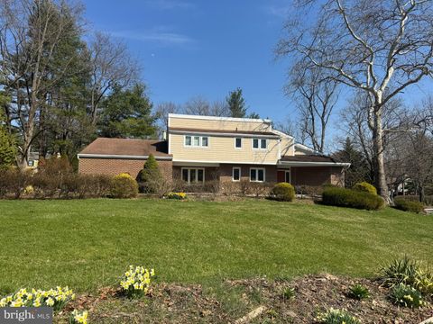 1561 TANGLEWOOD WEST CHESTER PA 19380
